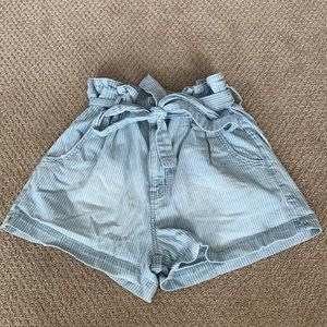 American Eagle striped paper bag shorts
